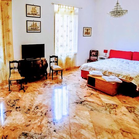 Gabry'S Home Three-Bedroom Big Apartment Near City Center & Train Station To Pisa And Florence & Ferries To Sardegna Corsica ليفورنو المظهر الخارجي الصورة
