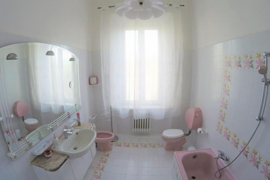 Gabry'S Home Three-Bedroom Big Apartment Near City Center & Train Station To Pisa And Florence & Ferries To Sardegna Corsica ليفورنو المظهر الخارجي الصورة
