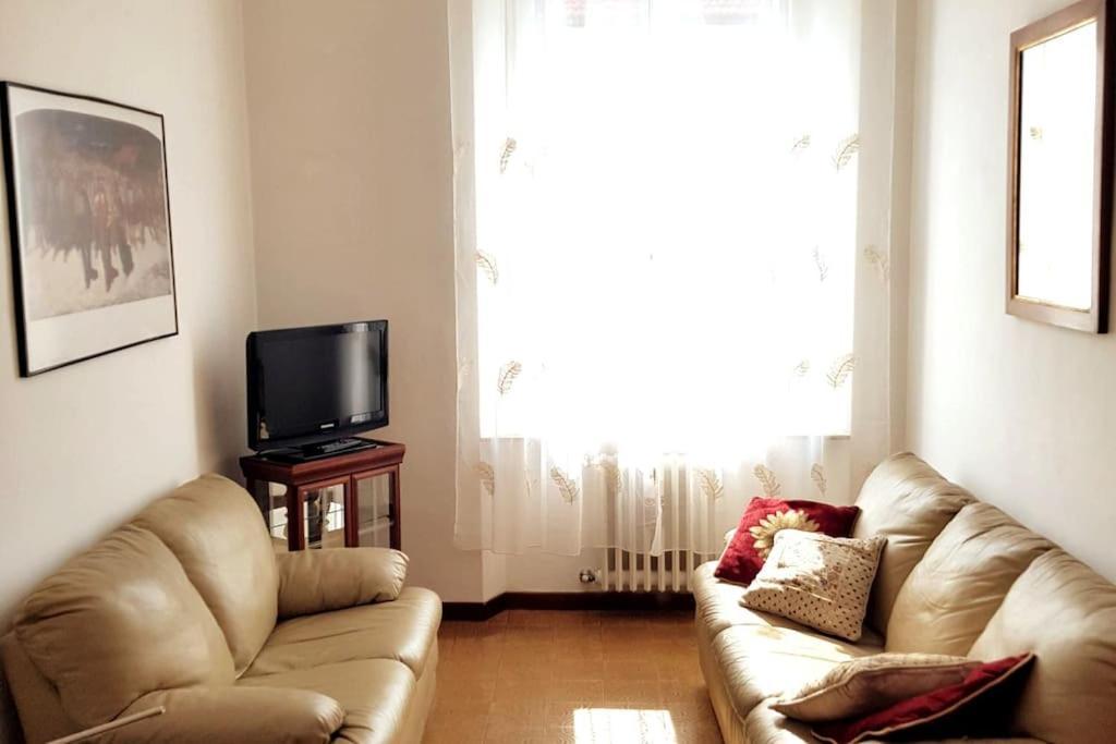 Gabry'S Home Three-Bedroom Big Apartment Near City Center & Train Station To Pisa And Florence & Ferries To Sardegna Corsica ليفورنو المظهر الخارجي الصورة