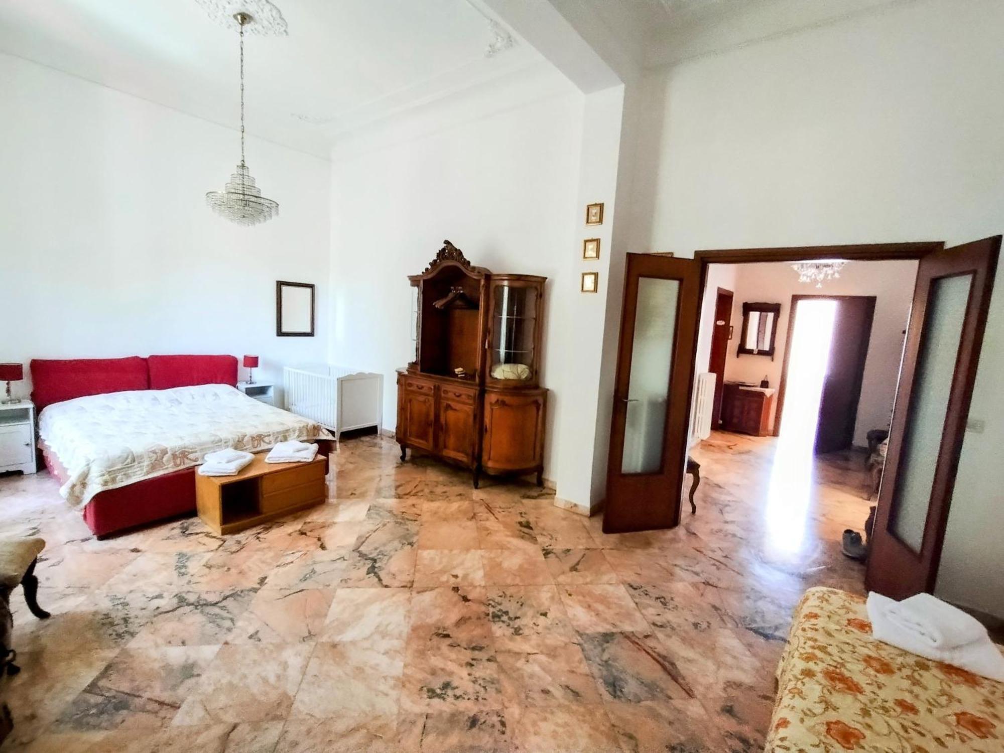 Gabry'S Home Three-Bedroom Big Apartment Near City Center & Train Station To Pisa And Florence & Ferries To Sardegna Corsica ليفورنو المظهر الخارجي الصورة